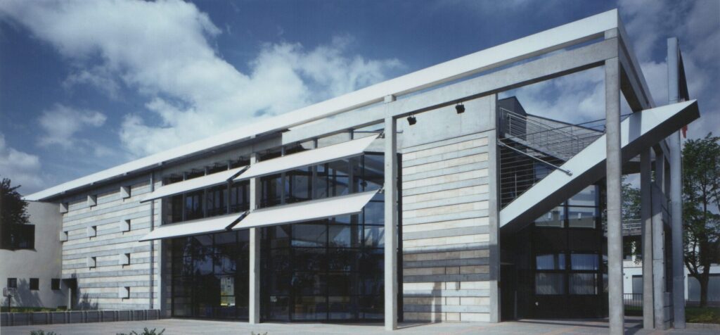 construction neuve de la mairie