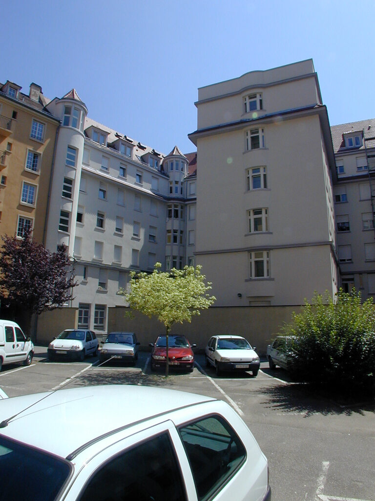 Foyer Célibataire vue arrière